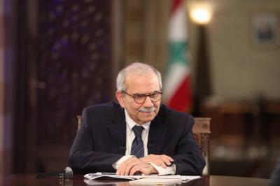 نواف سلام يؤدّي صلاة العيد إلى جانب وليّ العهد السعودي في مكة المكرمة
