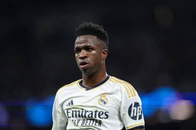 ريال مدريد يتخذ قرارا مفاجئا تجاه فينيسيوس!