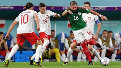تعادل بولندا والمكسيك يبقي السعودية بالصدارة