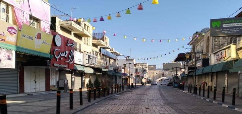 إضراب شامل يعم المحافظات الفلسطينية تنديدا بالحرب على غزة
