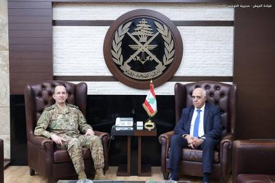 قائد الجيش: الأمن في الداخل تحت السيطرة