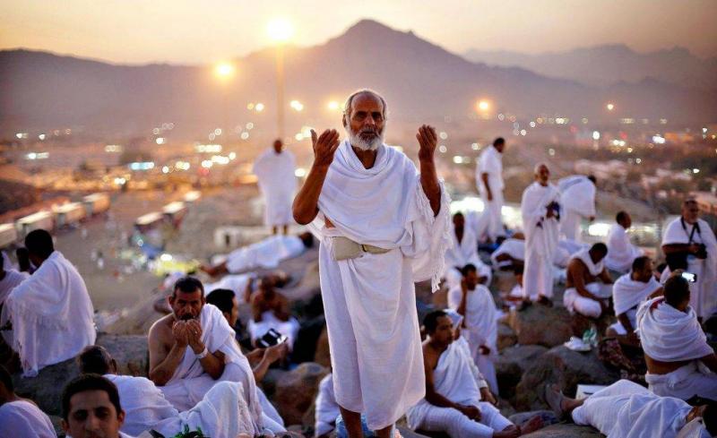 فلكياً.. تحديد يوم عرفة وعيد الأضحى