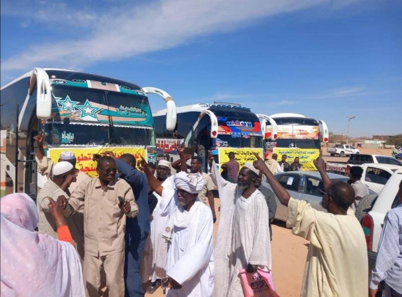 تكدّس رحلات السودانيين العائدين من مصر.. وقنصل الخرطوم يوضّح