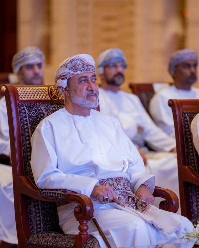 سلطان عٌمان يصدر قانوناً مالياً جديداً للبلاد