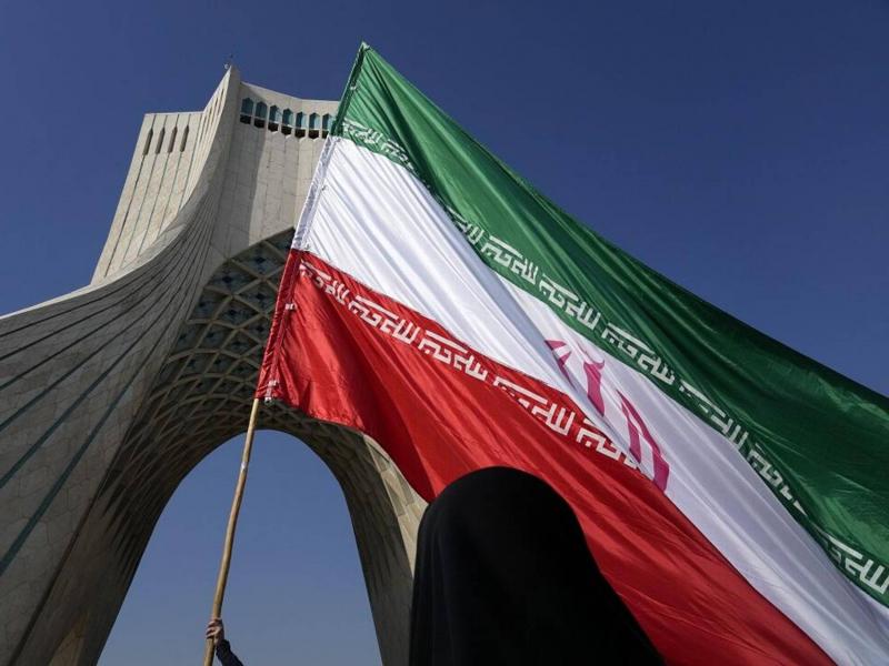 على الرحب