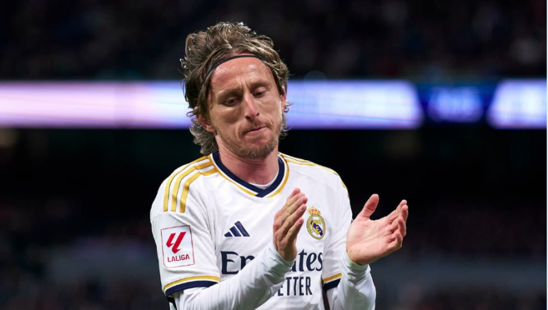 مودريتش يقترب من الاستحواذ على نادٍ بريطاني
