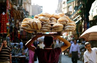 مصر.. ما مصير سعر رغيف الخبز بعد زيادة أسعار المحروقات؟