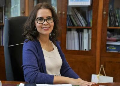 مغربية ضمن أقوى 100 شخصية في العالم... وبيل غيتس يكتب عنها
