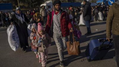 تركيا.. 175 ألف سوري عادوا لبلادهم طوعاً منذ 9 كانون الأول