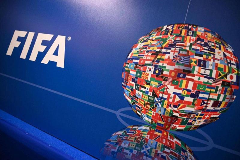 الفيفا يستعين بـ12 حكما عربيا في مونديال الأندية