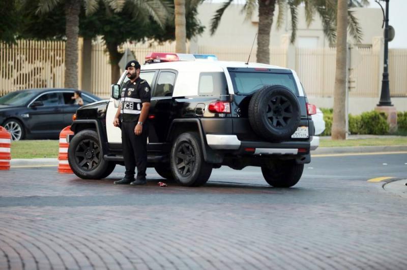 السعودية.. السجن والغرامة والترحيل للوافد المخالف للإقامة