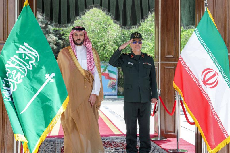 السعودية وإيران... تواصلٌ لضمانِ الأمنِ الإقليمي