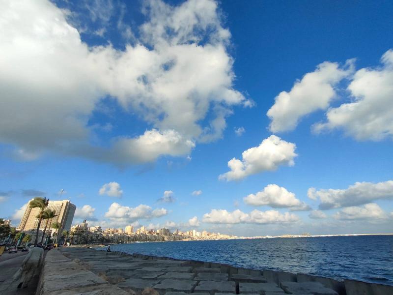 لبنان تحت تأثير مرتفع جوي اليوم.. وكتل حارة تبدأ غداً