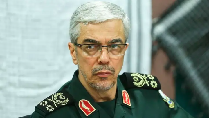 رئيس الأركان الإيراني: مستعدون لتطوير علاقاتنا الدفاعية بالسعودية