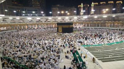 السعودية تكشف عن تأشيرات لا تسمح بأداء الحج والعمرة