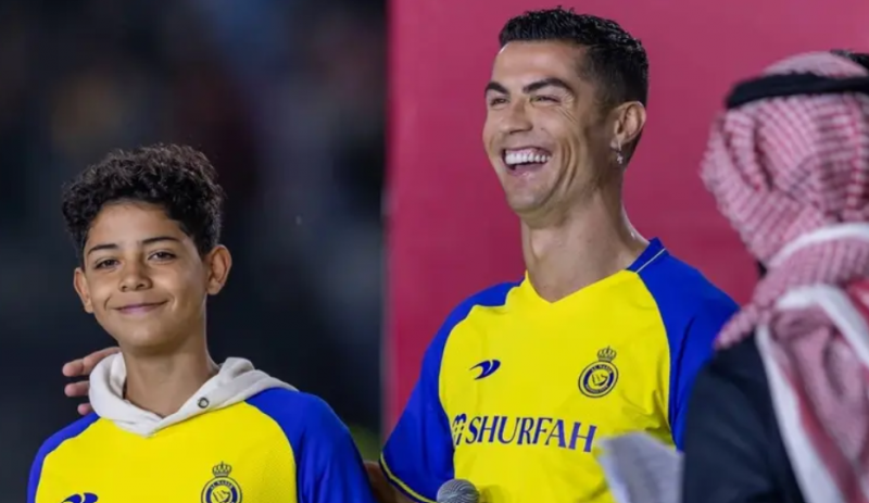 إنجاز تاريخي جديد لرونالدو في الدوري السعودي