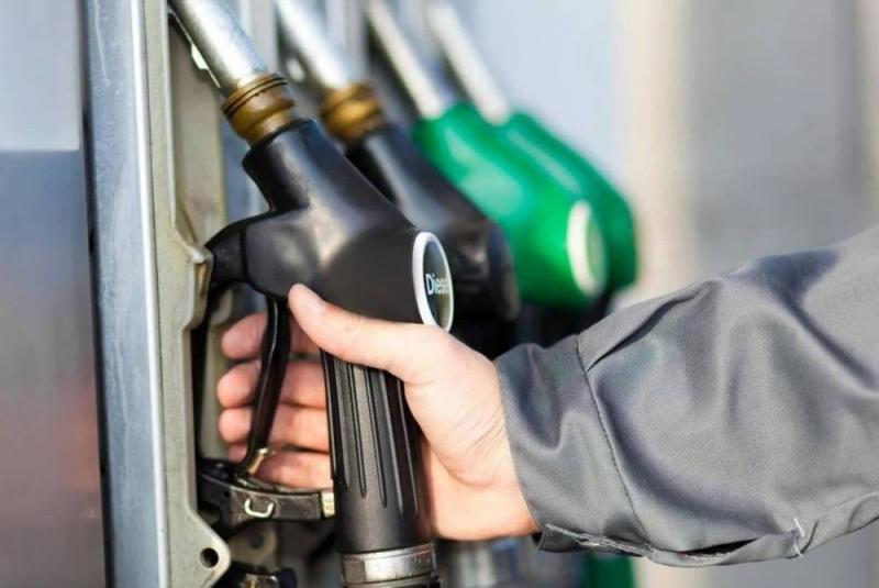 إنخفاض في أسعار البنزين والمازوت...