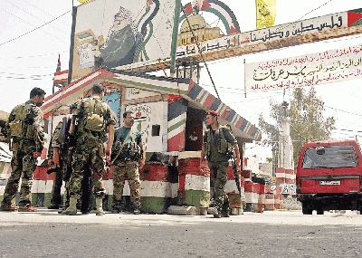 الدولة بدأت خطوة سحب السلاح الفلسطيني شمالًا