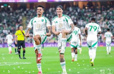 الأهلي يضرب موعدا مع 