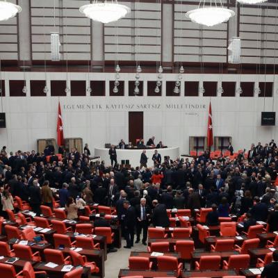 سلطات تركيا تنفى صحة التقارير عن عمليات تنصت على أعضاء البرلمان