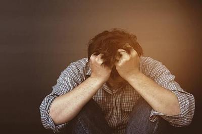 الشباب في خطر... تراجع صادم في السعادة عالميا