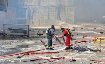 إيران.. السيطرة على حريق ميناء رجائي في منطقة بندر عباس