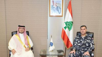 البخاري يزور المدير العام لقوى الأمن الداخلي