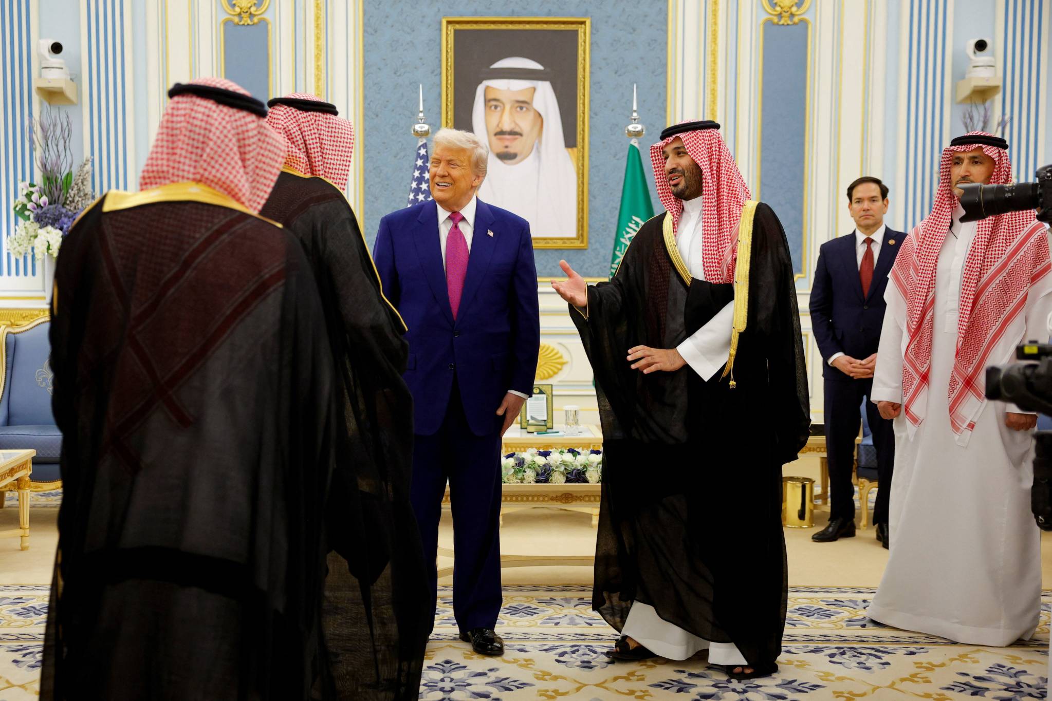 ترامب من الرياض: حظاً سعيداً يا سوريا