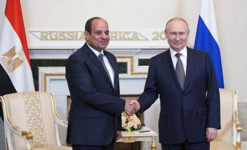 السيسي يلتقي بوتين: العلاقات بين موسكو والقاهرة استراتيجية