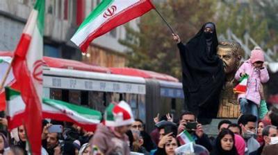 الحكومة الإيرانية: لا مانع من استثمارات أميركية في طهران