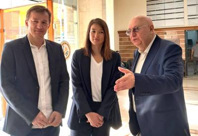 لبنان يحتضن أكاديمية 
