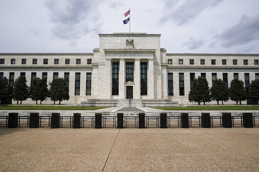 ترامب يطالب مجلس الاحتياطي الاتحادي بخفض أسعار الفائدة