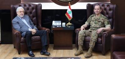 قائد الجيش يستقبل الصمد وبارود والقنصل الفخري لأوغندا