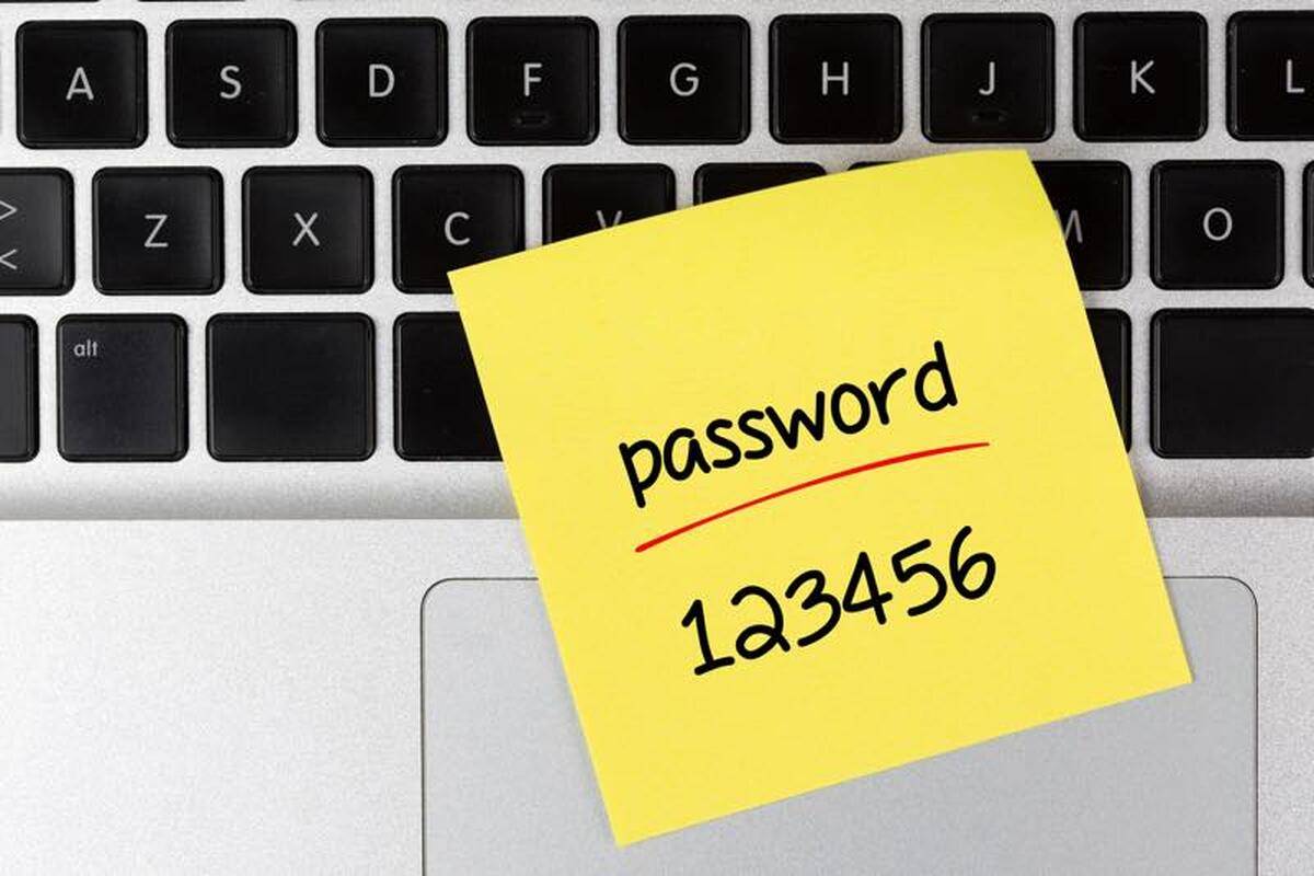 هل كلمة مرورك في قائمة الأسوأ عالمياً؟