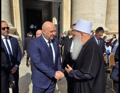 بعد مصافحة بين الرئيس عون والشيخ موفق طريف... إعلام رئاسة الجمهورية يوضح