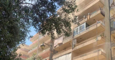 بالصّور - حريقٌ في شقّة سكنيّة.. ومحتجزون!