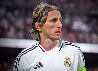 لوكا مودريتش يعلن الرحيل عن ريال مدريد