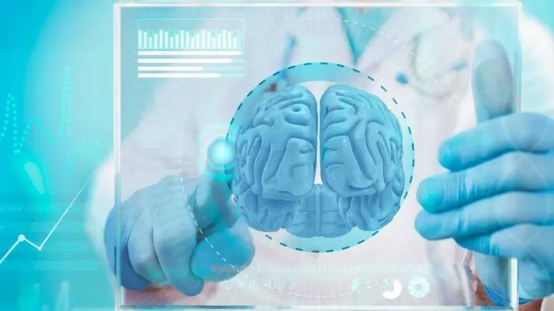 دراسة تكشف العلاقة بين الزهايمر والجلوس لفترات طويلة