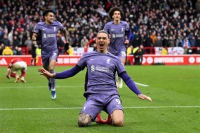 ليفربول يبدأ محادثاته مع نجم من البوندسليغا