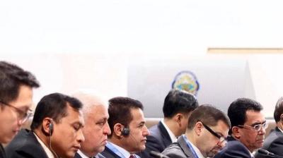 الاعرجي يدعو نظيره السويسري لزيارة العراق.. هذا ما بحثاه