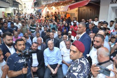 ميقاتي يدعو لإبعاد السياسة عن المجلس البلدي في طرابلس