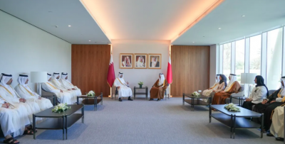 البحرين وقطر تبحثان مشروعي الجسر والربط البحري المشترك