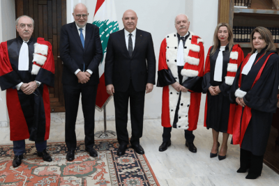 رئيس مجلس القضاء الأعلى رحب بالأعضاء الثلاثة الجدد