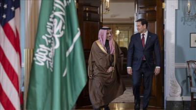 الأمير فيصل بن فرحان تلقى اتصالا من نظيره الأميركي