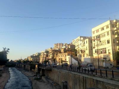 اشتباكات مسلحة في جسر أبو علي بطرابلس (فيديو)