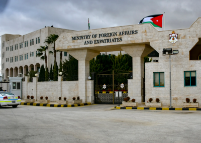 الأردن يعلن إعادة فتح مجاله الجوي