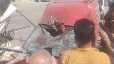 إصابة شخصين في غارة إسرائيلية استهدفت سيارة في بلدة بيت ليف