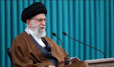 خامنئي: لن نلجأ لأنصاف الحلول في ردنا على إسرائيل