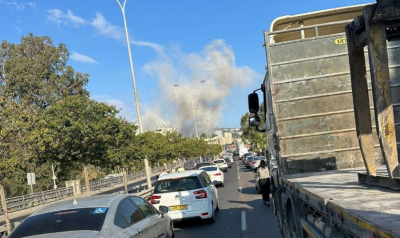 بالفيديو: صواريخ إيرانية تضرب حيفا وتل أبيب