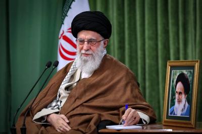 الخامنئي رداً على ترامب: إيران لن تستسلم